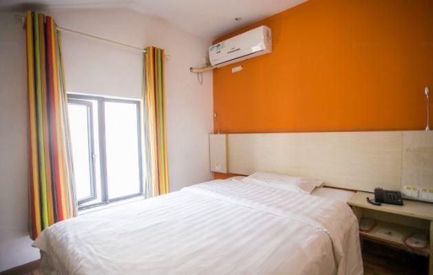 Super 8 Suzhou Guanqian Conference Center Суджоу Екстериор снимка