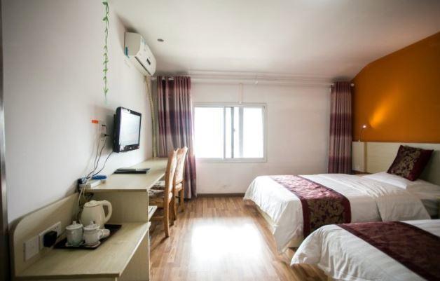 Super 8 Suzhou Guanqian Conference Center Суджоу Екстериор снимка
